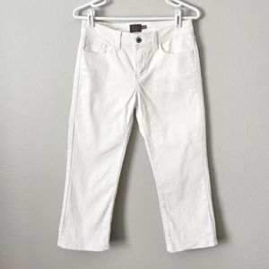 Levi's Demi Curve White Cropped Jeans With Stretch, Size 4 / 27
